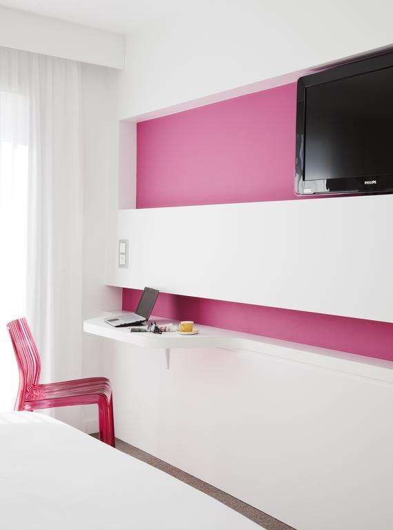 Ibis Styles Menton Centre 3*