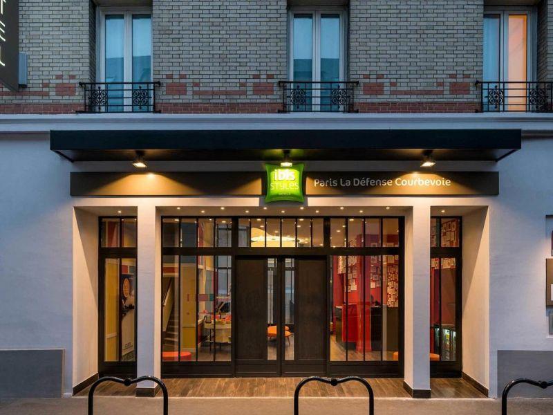 Ibis Styles Paris La Defense Courbevoie 3*