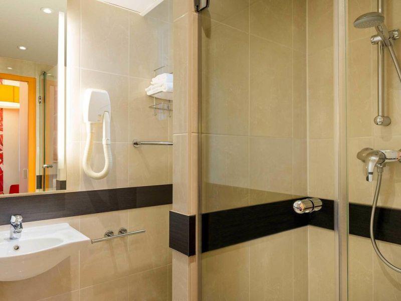 Ibis Styles Paris La Defense Courbevoie 3*