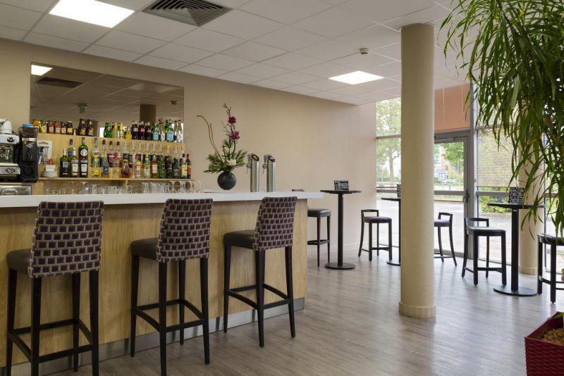 Comfort Hotel Aeroport Lyon St Exupery (Ex. Kyriad Lyon Aeroport Saint Exupery) 3*