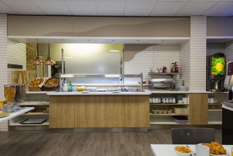 Comfort Hotel Aeroport Lyon St Exupery (Ex. Kyriad Lyon Aeroport Saint Exupery) 3*