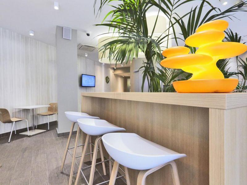 Kyriad Paris 18 Porte De Clignancourt 3*