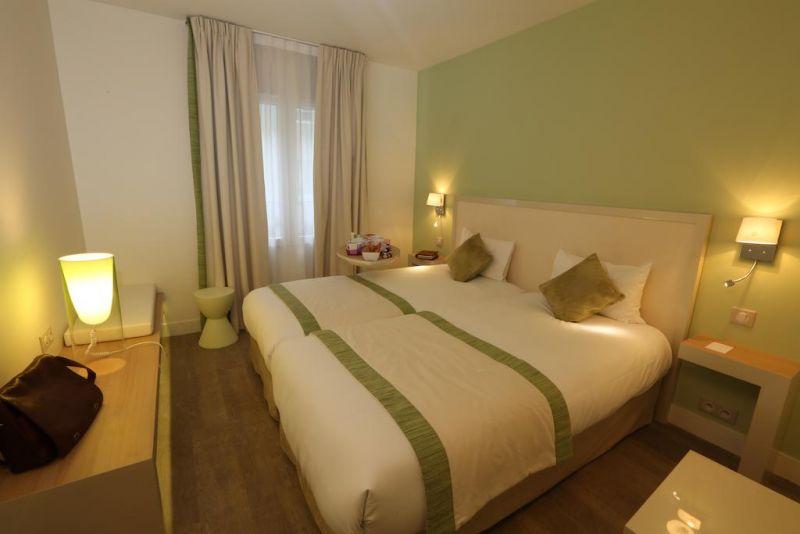 Kyriad Paris 18 Porte De Clignancourt 3*