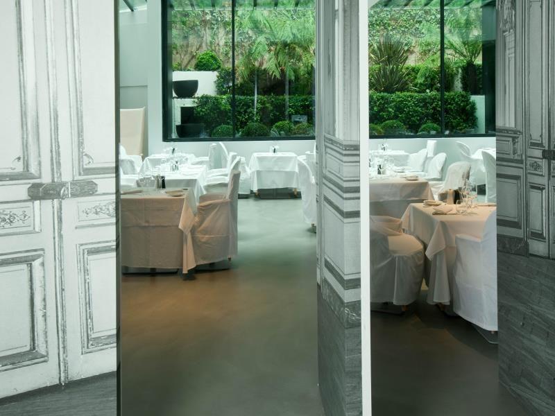 La Maison Champs Elysees 4*