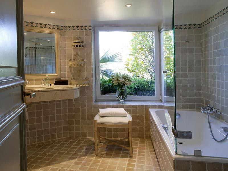 La Perouse 4*