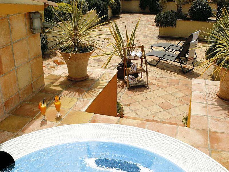 La Perouse 4*