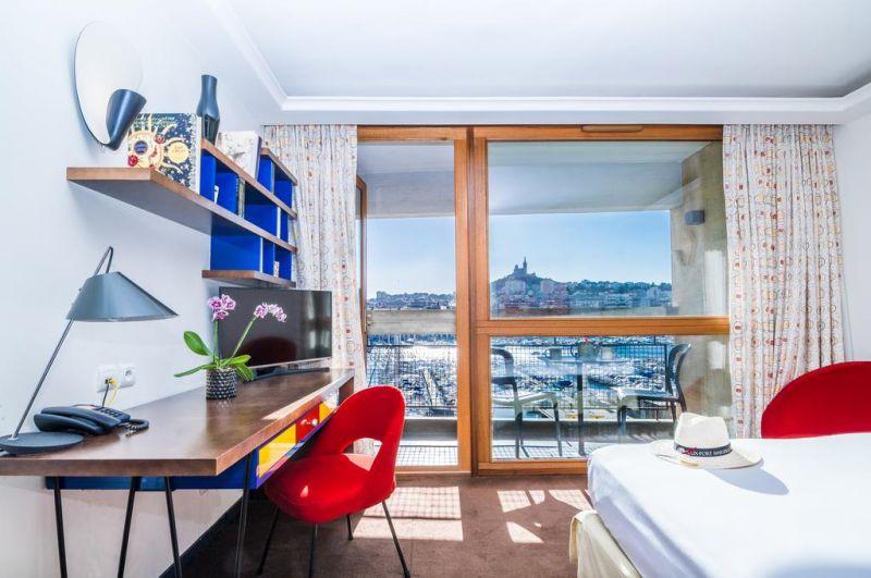 La Residence Du Vieux Port 4*