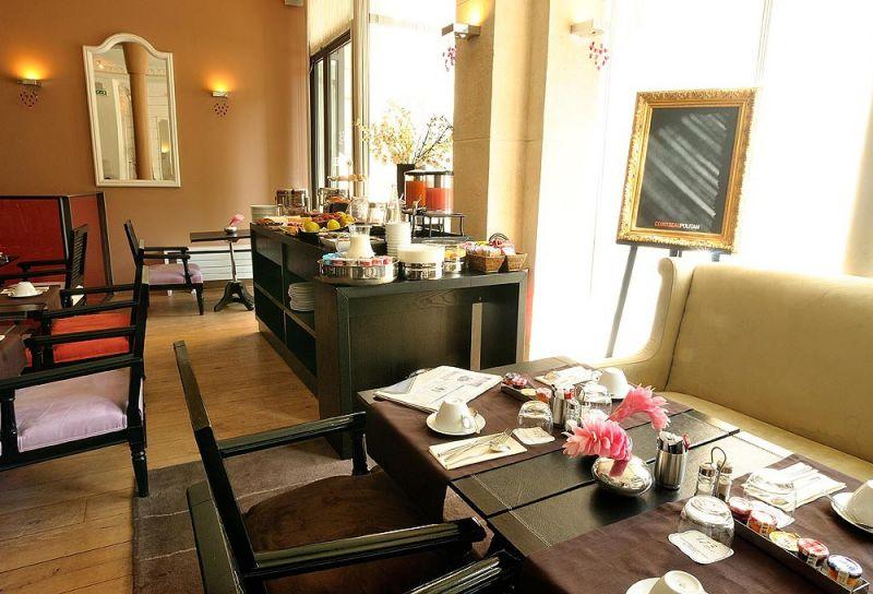 Le 123 Elysees 4*