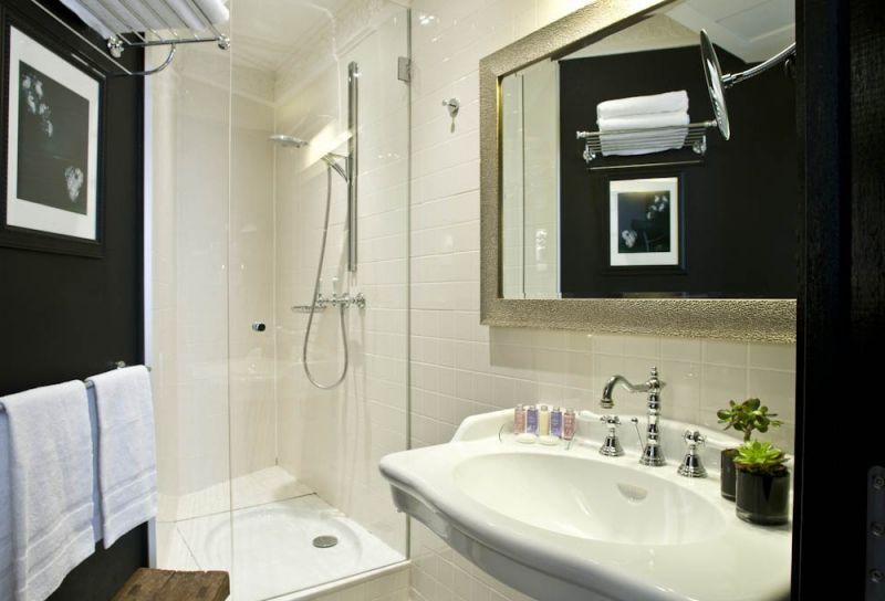 Le 123 Elysees 4*