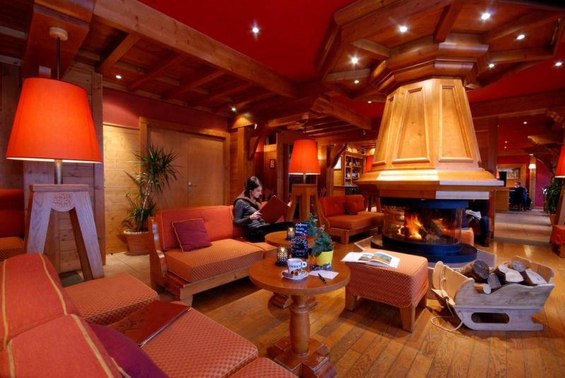 Le Grand Chalets Des Pistes 3*