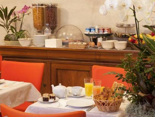 Le Relais Saint Charles 3*