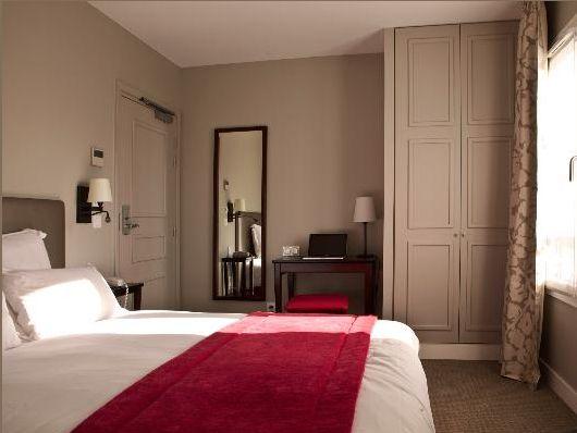 Le Relais Saint Charles 3*