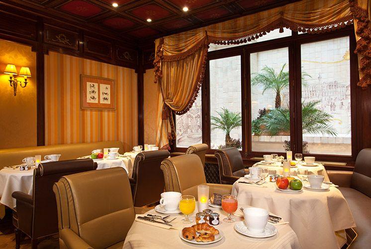 Mayfair 4*