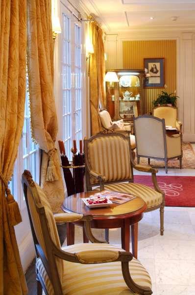 Melia Paris Notre-dame (Ex. Melia Colbert Boutique) 4*