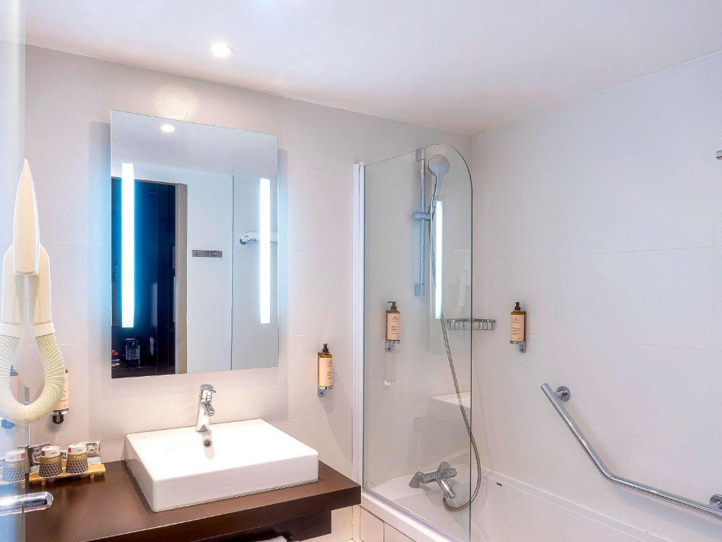 Mercure Paris Montmartre 4*