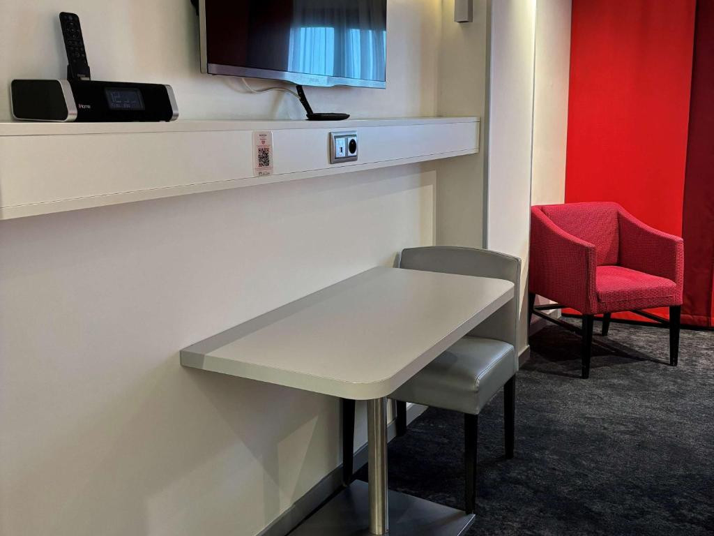 Mercure Paris Montmartre 4*