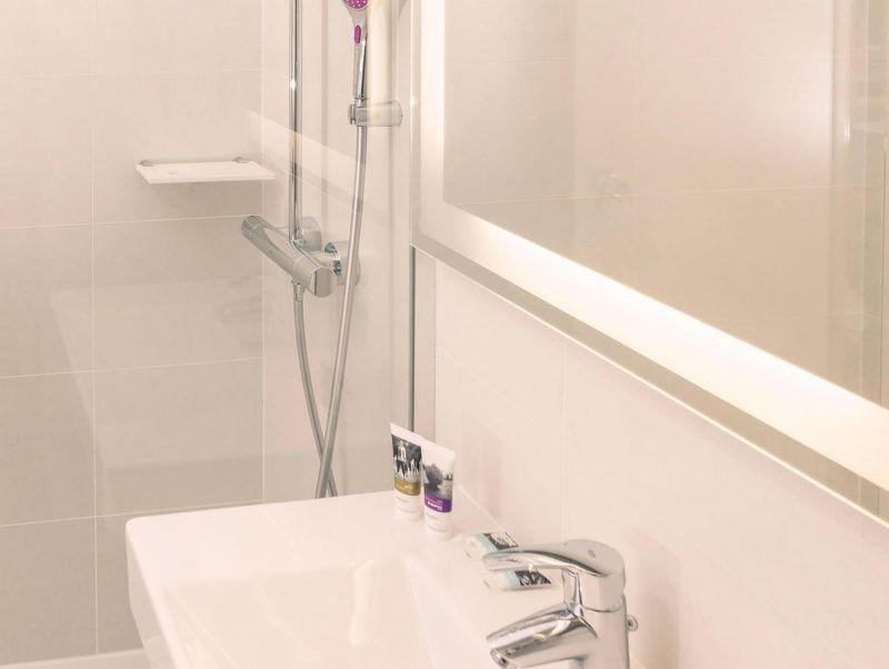 Mercure Paris Raspail Montparnasse 3*