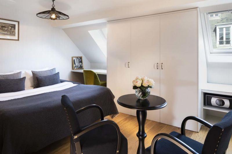 Monsieur Hotel 4*