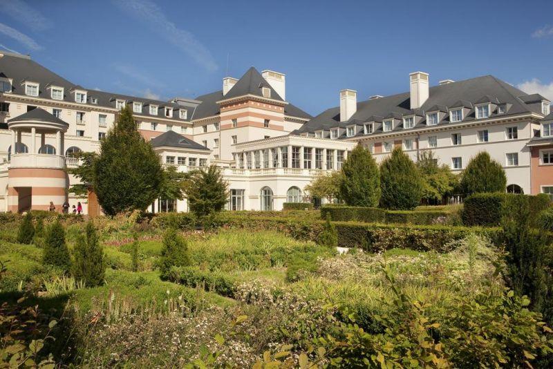 Vienna International Dream Castle (Ex. Movenpick Dream Castle) 4*