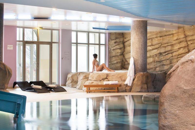 Vienna International Dream Castle (Ex. Movenpick Dream Castle) 4*