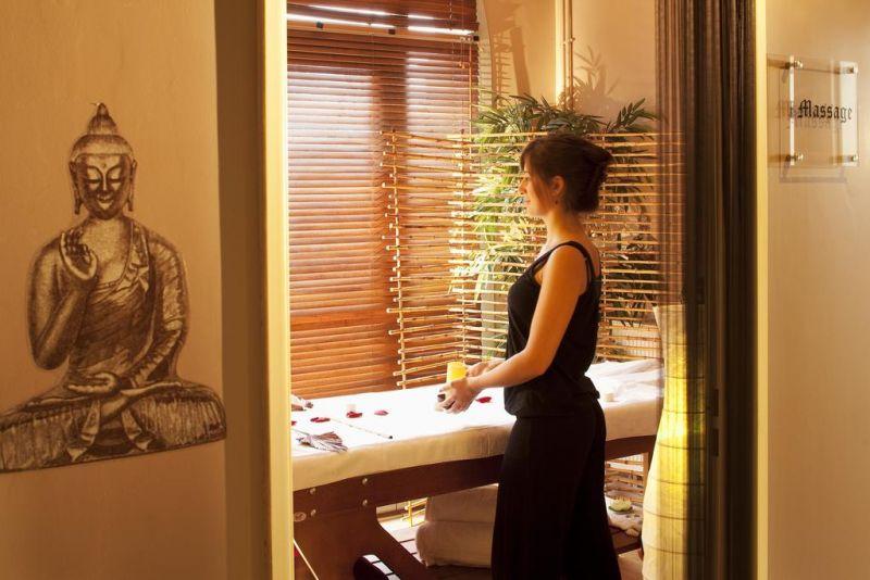 Vienna International Dream Castle (Ex. Movenpick Dream Castle) 4*