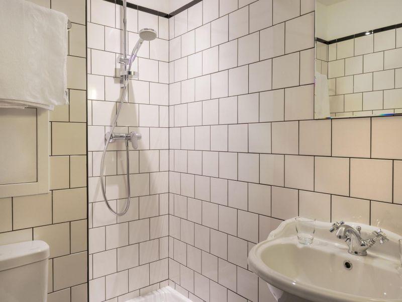 Basss (Ex. My Hotel In France Montmartre) 2*