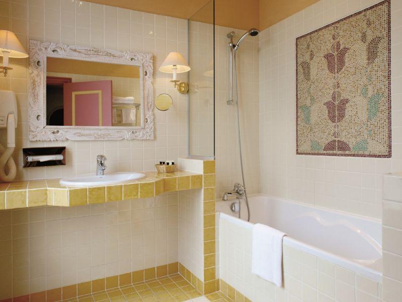 New Hotel Vieux Port 3*