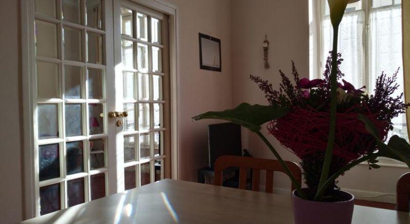 Nice Fleurs Apt 3*