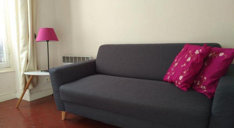 Nice Fleurs Apt 3*
