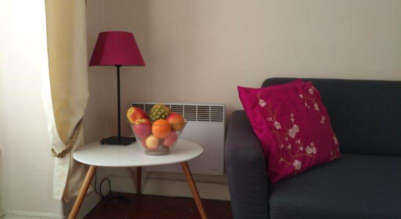 Nice Fleurs Apt 3*