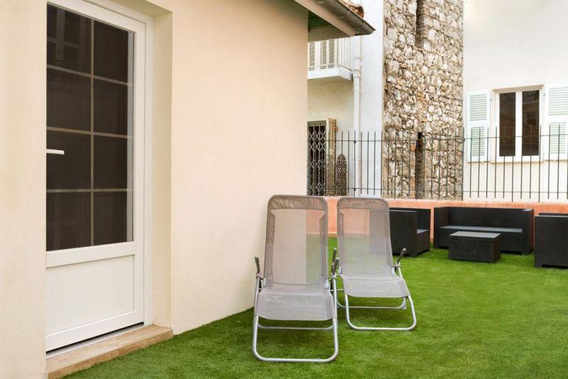 Byakko Nice Hotel (Ex. Days Inn) 3*