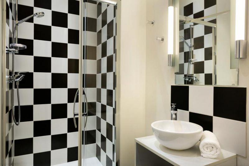 Byakko Nice Hotel (Ex. Days Inn) 3*