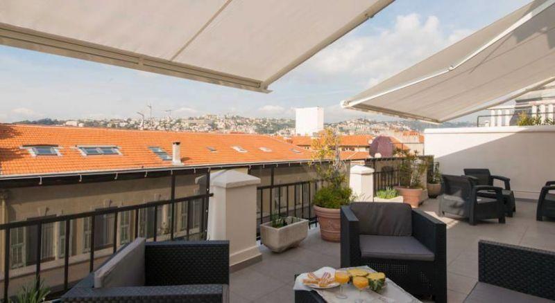 Byakko Nice Hotel (Ex. Days Inn) 3*