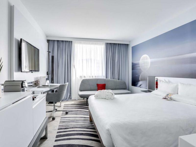 Novotel Paris Gare Montparnasse 4*