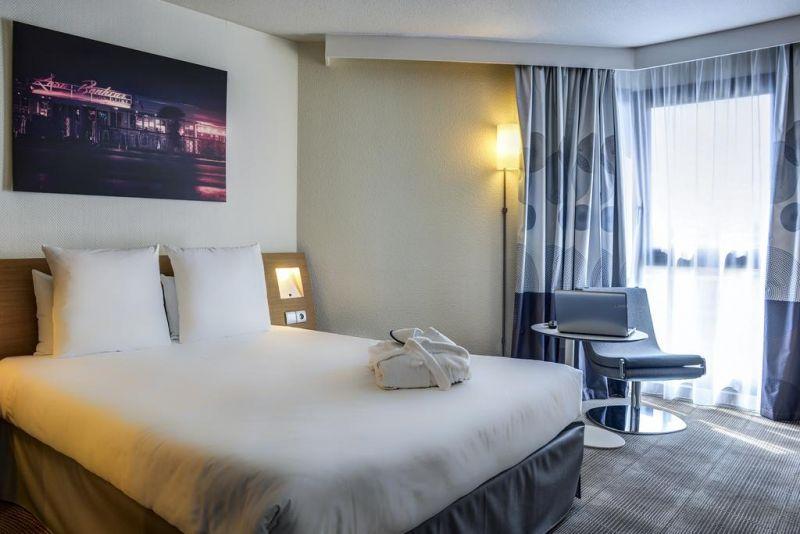 Novotel Paris Suresnes Longchamp 4*