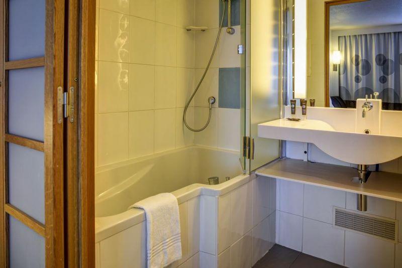 Novotel Paris Suresnes Longchamp 4*