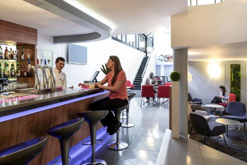 Novotel Paris Suresnes Longchamp 4*