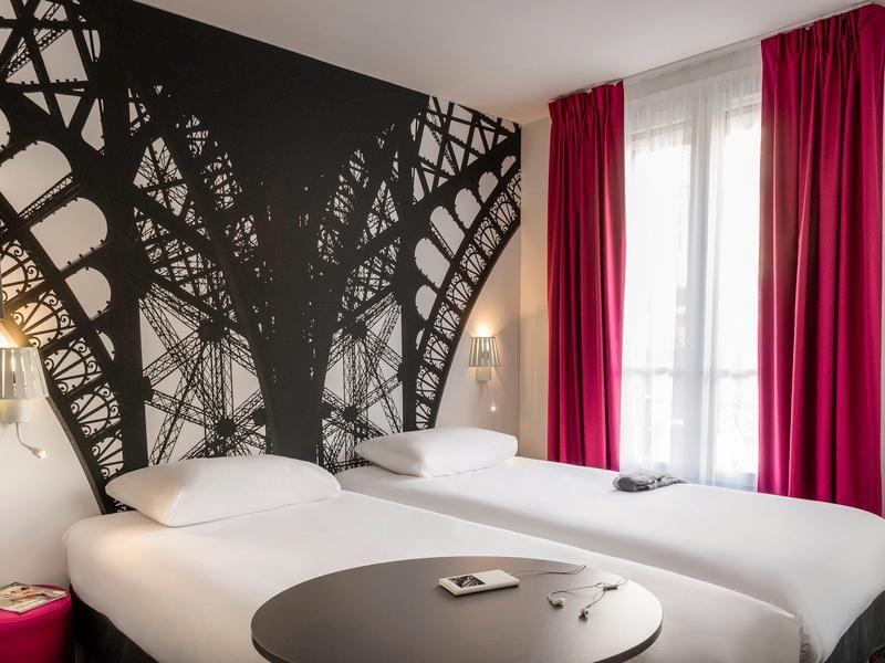Paris Eiffel Cambronne 3*