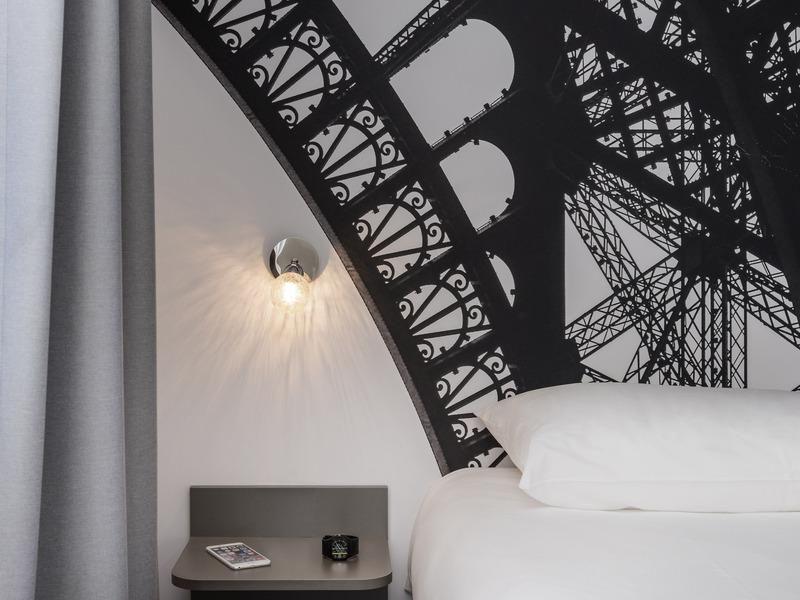 Paris Eiffel Cambronne 3*