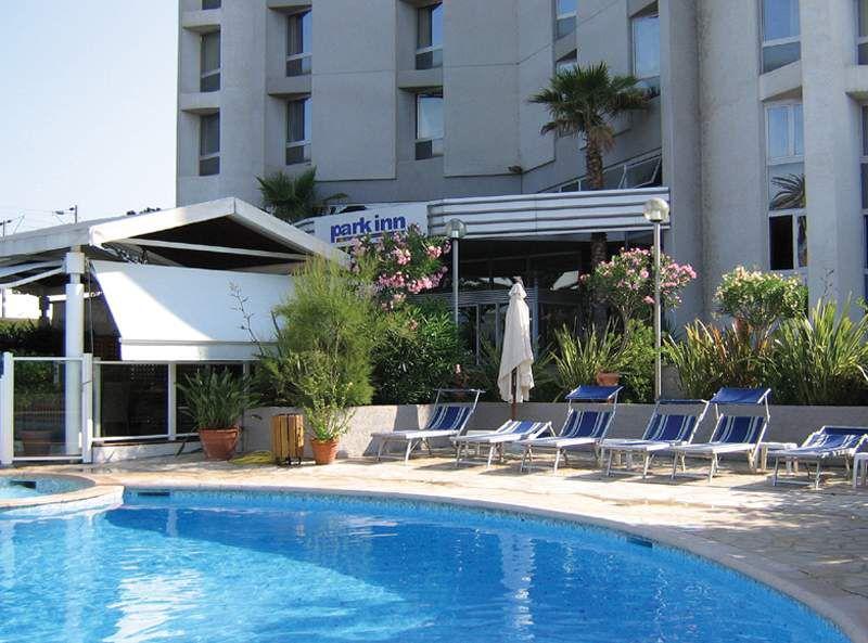 Park Inn By Radisson Nice Airport 4*