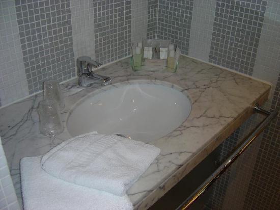 Pavillon Saint Augustin 3*