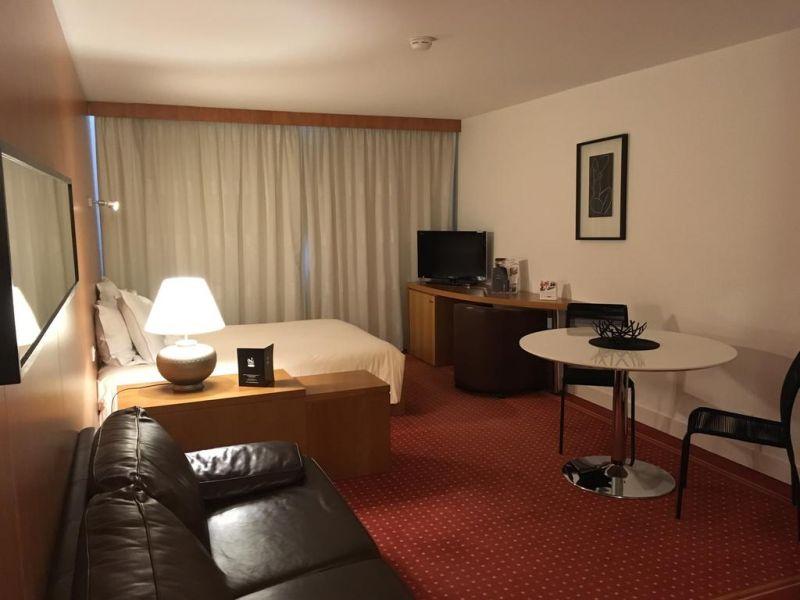 Quality Suites Bordeau Aeroport 4*