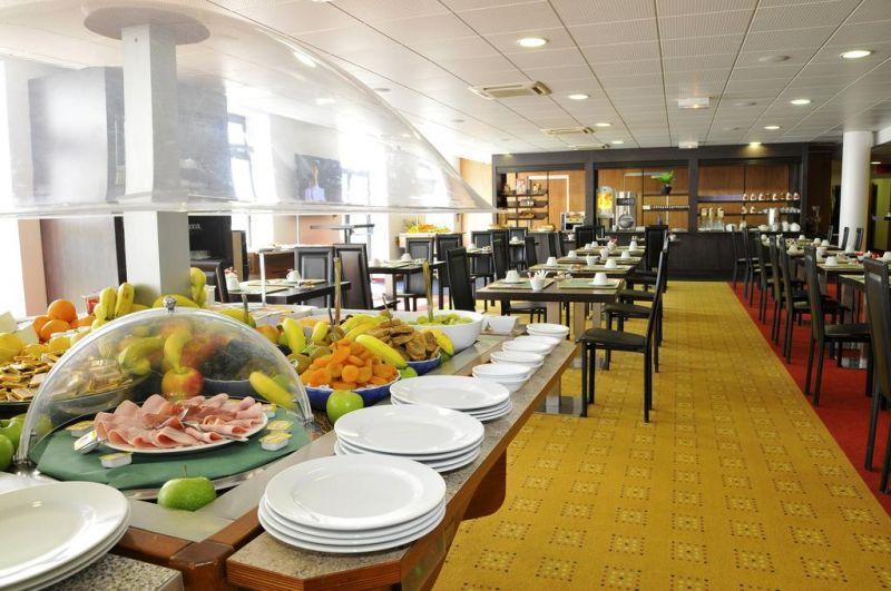 Quality Suites Bordeau Aeroport 4*