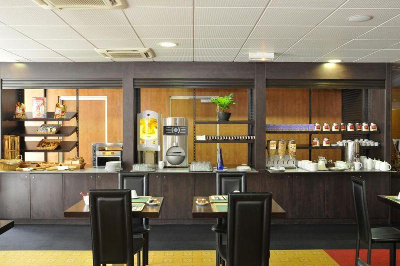 Quality Suites Bordeau Aeroport 4*