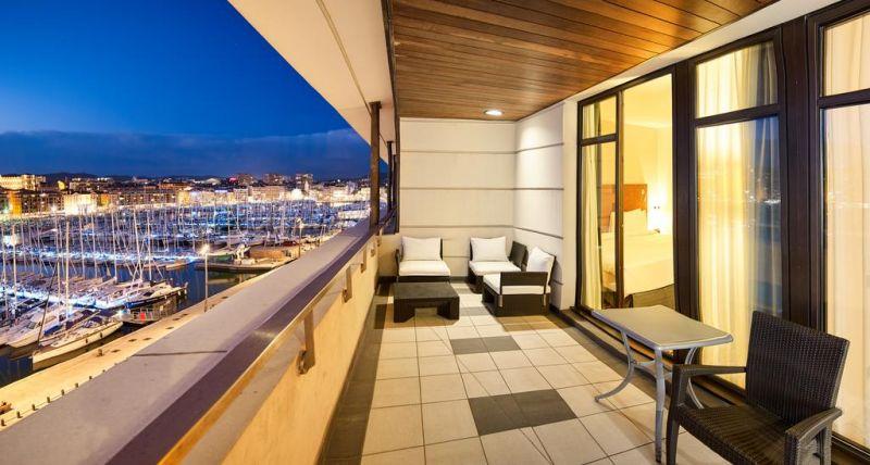 Radisson Blu Hotel Marseille Vieux Port 4*