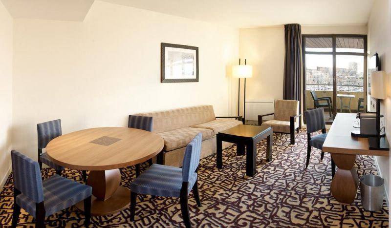 Radisson Blu Hotel Marseille Vieux Port 4*
