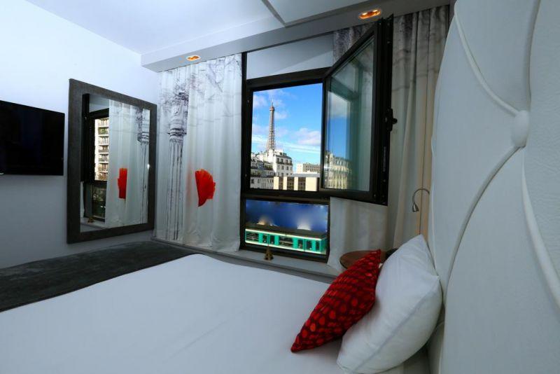Le Parisis Tour Eiffel (Ex. Ramada Paris Tour Eiffel) 4*