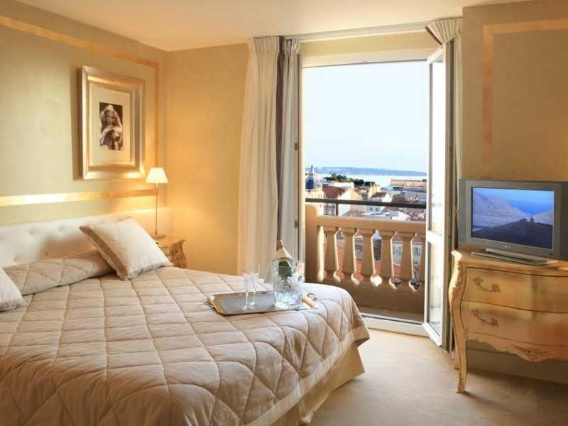 Renoir 3*