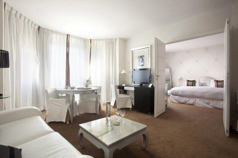 Renoir 3*