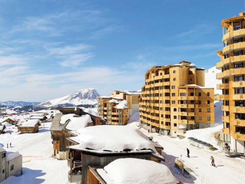 Res. L'Electra Apt 3*